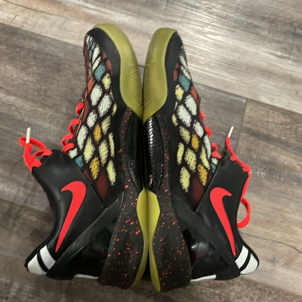 Nike Kobe Christmas sneakers size 7